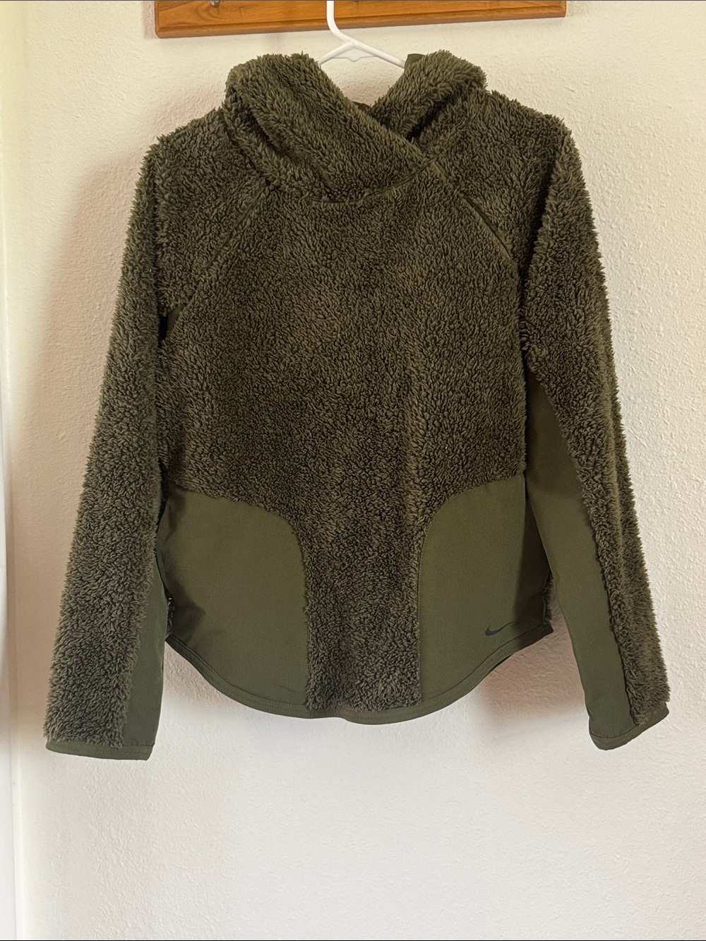 Nike Oversized Athletic Therma Fleece Training Hoodie Running Jacket Sherpa